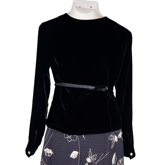 Vintage Ann Taylor Womens Size 2 Black Velvet Long Sleeve Wrap Top - Picture 7 of 7